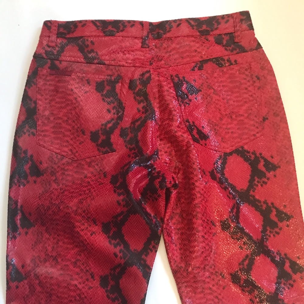 COPY - Revolt Jeans Company